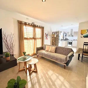 https://lumiere-apartments-moderno-departamento-en-complejo-residencial.hotelsmendoza.com