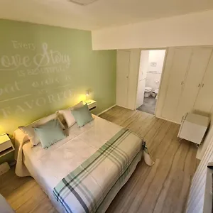 https://miraflores-depa-boutique-en-mendoza.hotelsmendoza.com
